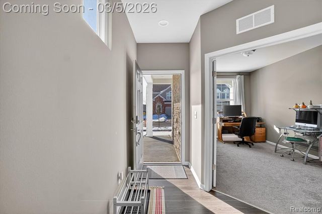 2887 Dillon Drive, Ann Arbor, MI 48105