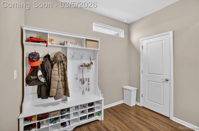 2887 Dillon Drive, Ann Arbor, MI 48105