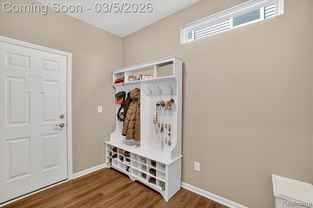 2887 Dillon Drive, Ann Arbor, MI 48105