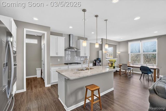 2887 Dillon Drive, Ann Arbor, MI 48105