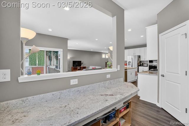 2887 Dillon Drive, Ann Arbor, MI 48105