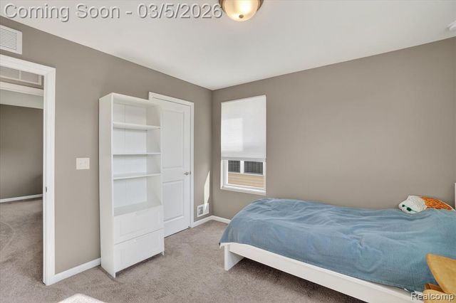 2887 Dillon Drive, Ann Arbor, MI 48105