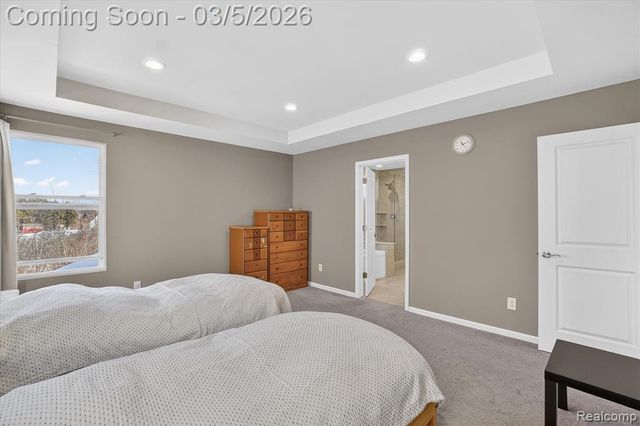 2887 Dillon Drive, Ann Arbor, MI 48105