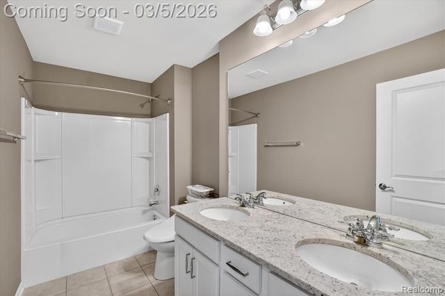 2887 Dillon Drive, Ann Arbor, MI 48105