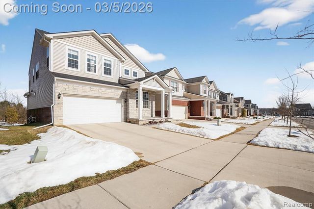 2887 Dillon Drive, Ann Arbor, MI 48105