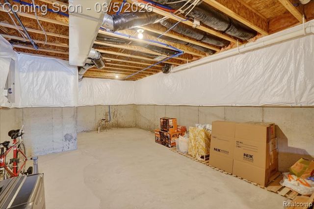 2887 Dillon Drive, Ann Arbor, MI 48105