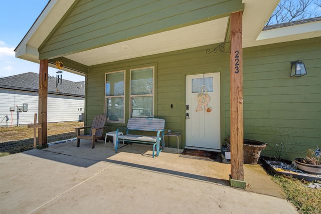 223 Harris Boulevard, Malakoff, TX 75148