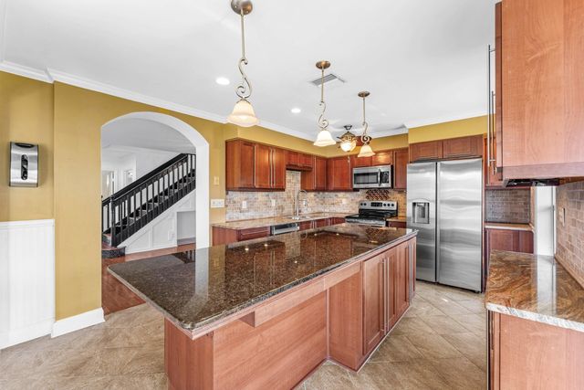 9118 Boca Gardens Parkway F, Boca Raton, FL 33496