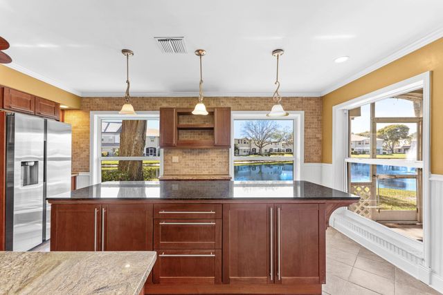 9118 Boca Gardens Parkway F, Boca Raton, FL 33496