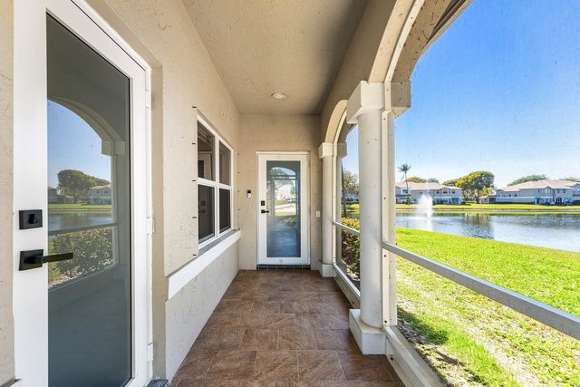 9118 Boca Gardens Parkway F, Boca Raton, FL 33496