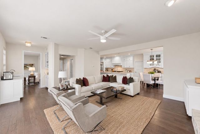 1603 Falcon Ledge DR, Austin, TX 78746