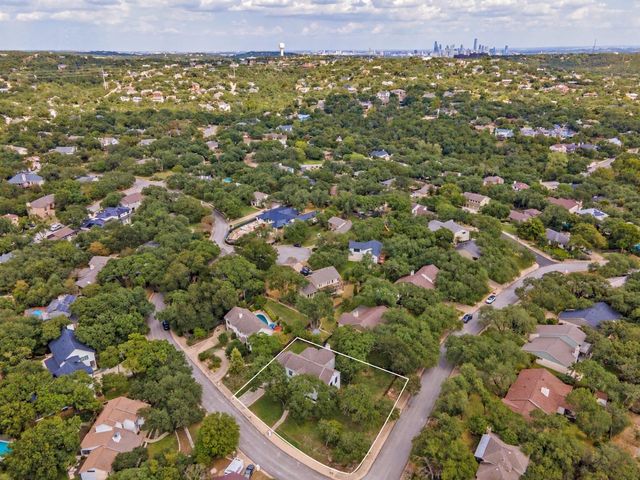1603 Falcon Ledge DR, Austin, TX 78746