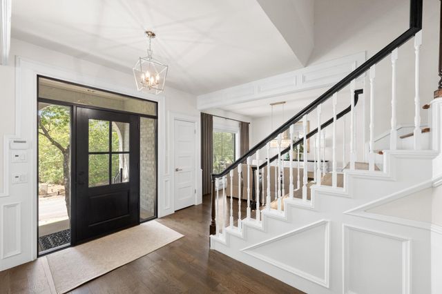 1603 Falcon Ledge DR, Austin, TX 78746