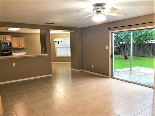 3627 Bass LOOP, Round Rock, TX 78665