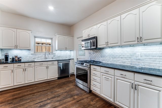 422 Monte Vista Drive, Dallas, TX 75223