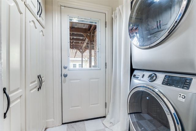 422 Monte Vista Drive, Dallas, TX 75223