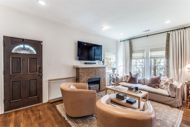 422 Monte Vista Drive, Dallas, TX 75223