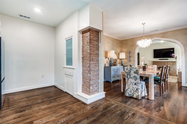 422 Monte Vista Drive, Dallas, TX 75223