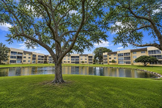 6300 NW 62ND Street 308, Tamarac, FL 33319