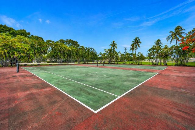 6300 NW 62ND Street 308, Tamarac, FL 33319
