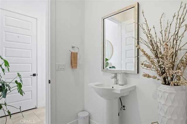 20556 W Wisteria Court, Porter Ranch, CA 91326
