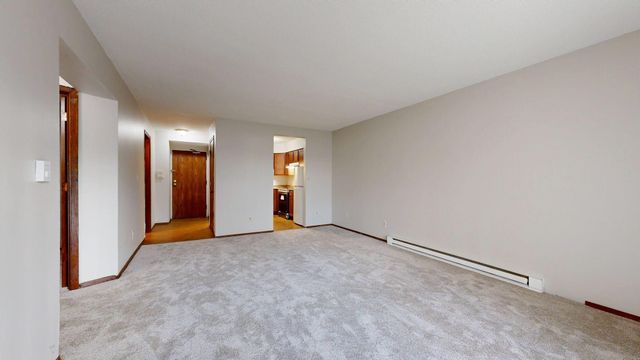 924 21st Avenue S, Minneapolis, MN 55404