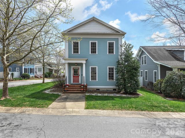 131 White Ash Drive E, Asheville, NC 28803