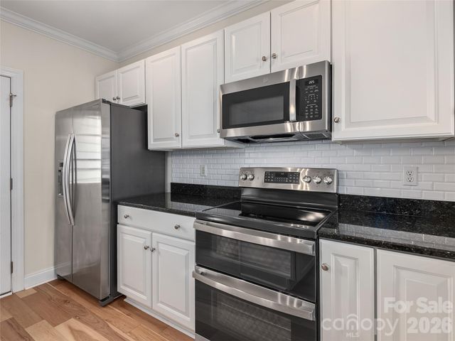 131 White Ash Drive E, Asheville, NC 28803