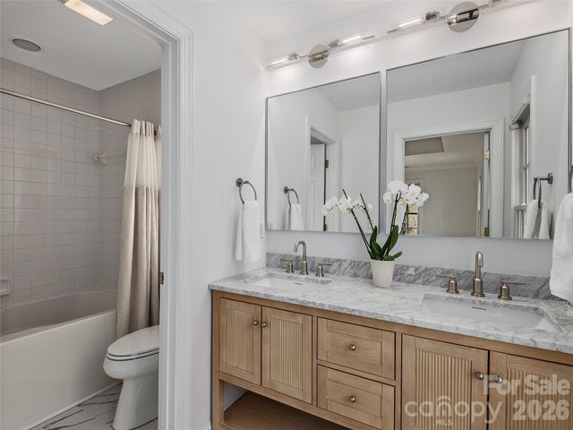 131 White Ash Drive E, Asheville, NC 28803