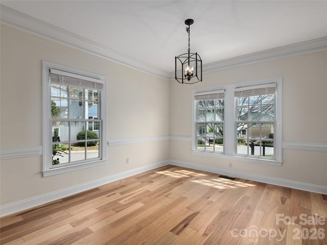 131 White Ash Drive E, Asheville, NC 28803