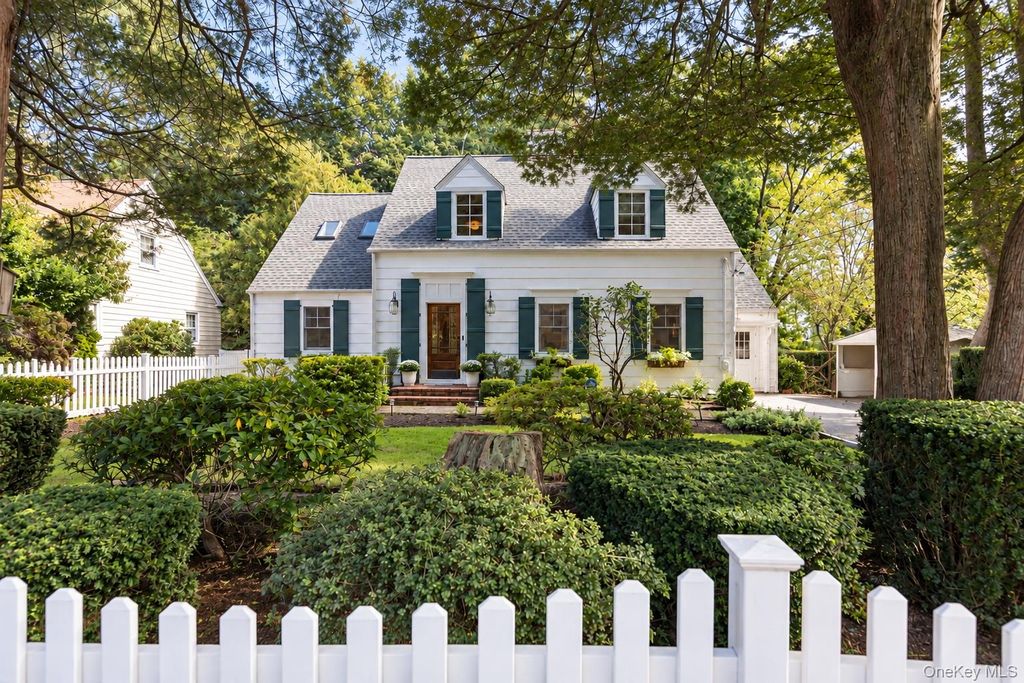 7 Knollwood Drive, Rye Brook, NY 10573 — exterior