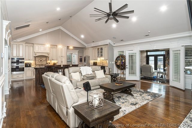6880 Sim Canady Road, Hope Mills, NC 28348