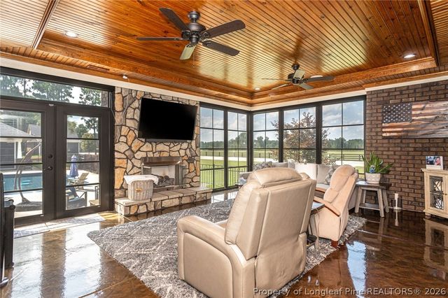 6880 Sim Canady Road, Hope Mills, NC 28348
