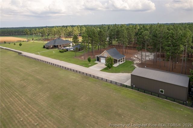 6880 Sim Canady Road, Hope Mills, NC 28348