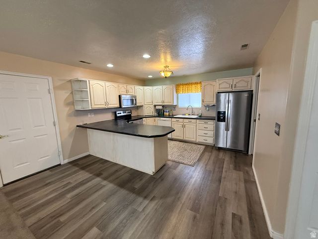 748 W 4075 S, Riverdale, UT 84405