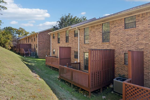 231 Glenstone Cir, Brentwood, TN 37027