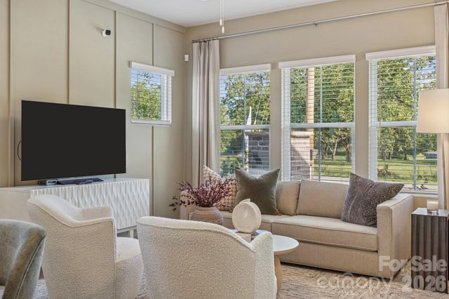 4618 Lakeview Road N 3, Charlotte, NC 28216