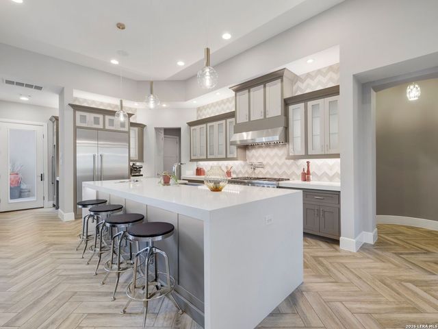 3915 El Chamizal, San Antonio, TX 78261