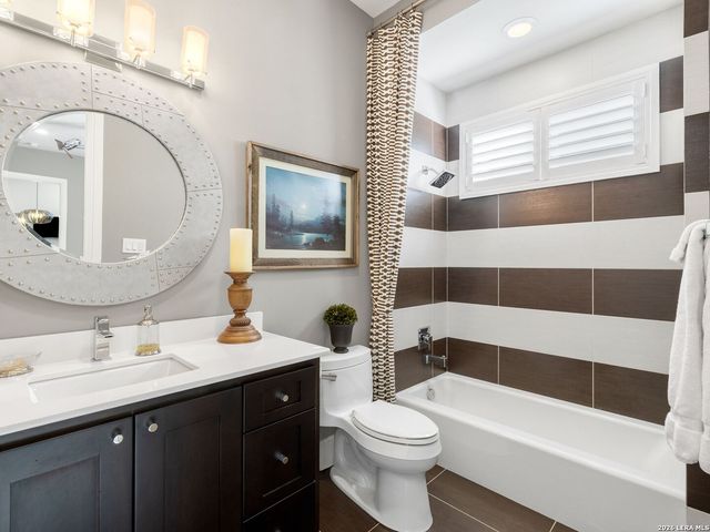 3915 El Chamizal, San Antonio, TX 78261