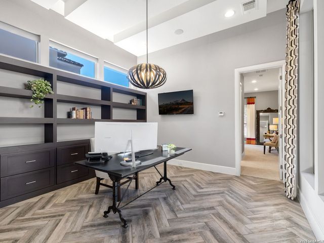 3915 El Chamizal, San Antonio, TX 78261