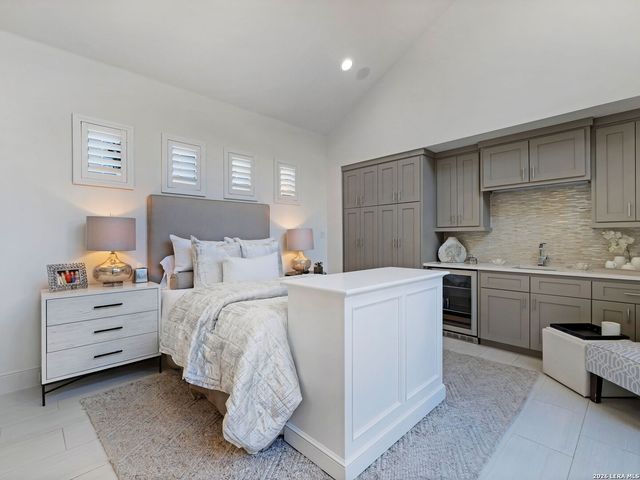 3915 El Chamizal, San Antonio, TX 78261