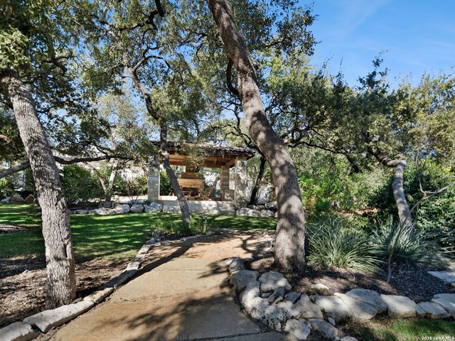 3915 El Chamizal, San Antonio, TX 78261