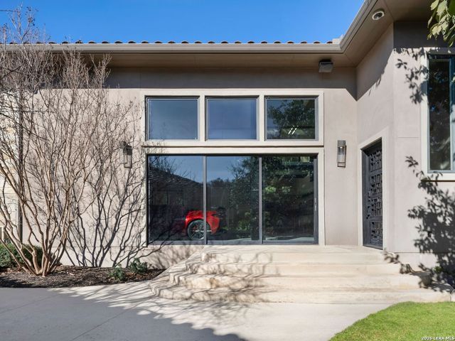 3915 El Chamizal, San Antonio, TX 78261