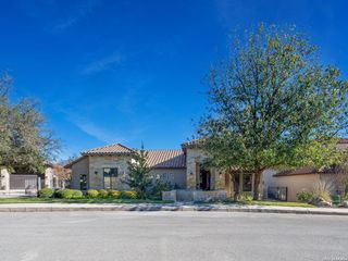 3915 El Chamizal, San Antonio, TX 78261
