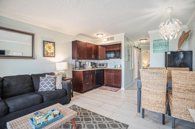 6300 Seawall Boulevard 6101, Galveston, TX 77551