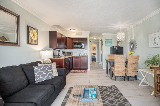 6300 Seawall Boulevard 6101, Galveston, TX 77551