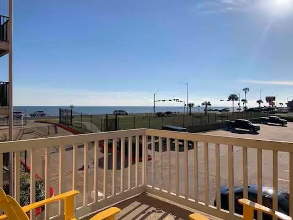 6300 Seawall Boulevard 6101, Galveston, TX 77551