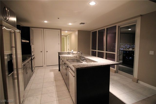 4575 Dean Martin Drive 2108, Las Vegas, NV 89103