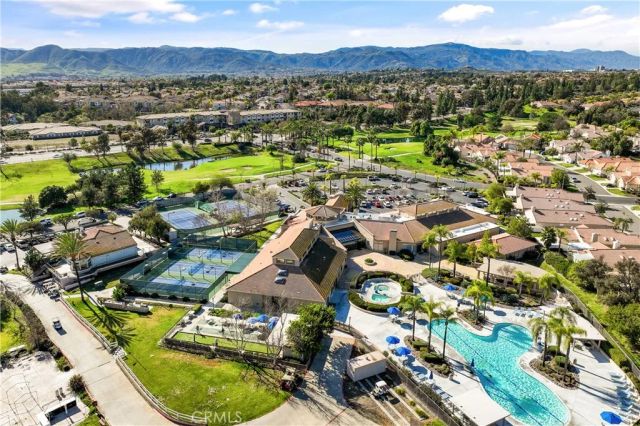 40465 Via Camposeco, Murrieta, CA 92562