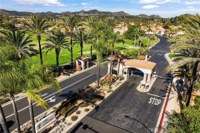 40465 Via Camposeco, Murrieta, CA 92562